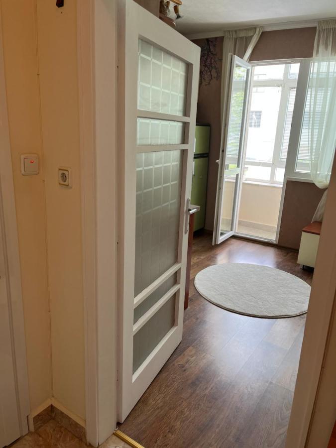 Apartment Acacia Varna Exterior photo