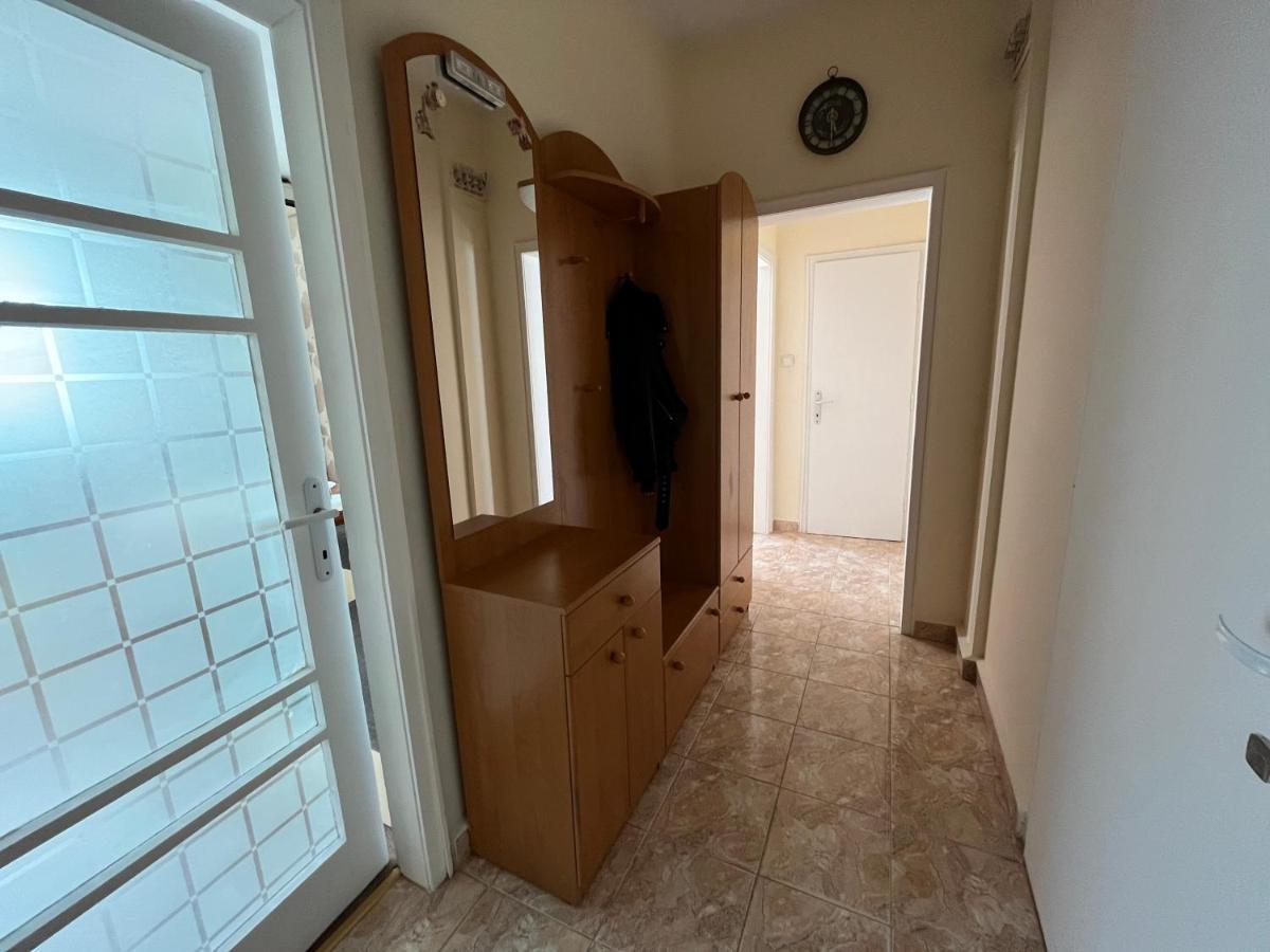 Apartment Acacia Varna Exterior photo